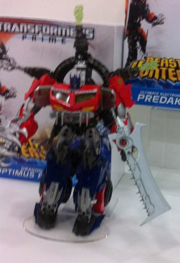 First Looks At Beast Hunters Ultimate Prime And Predaking Figures Images  (1 of 2)